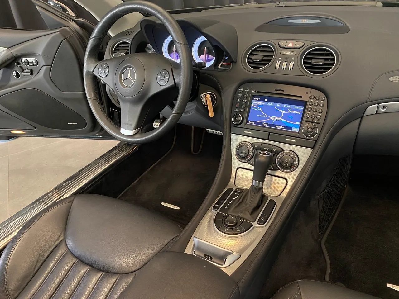 Vehicle image 31