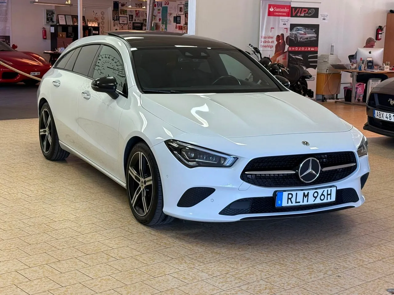 Vehicle image 8