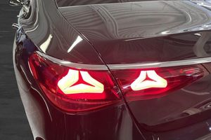 Mercedes E300 bild 13