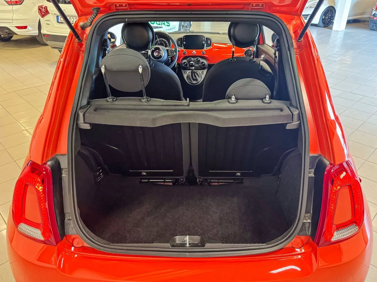 Vehicle image 5