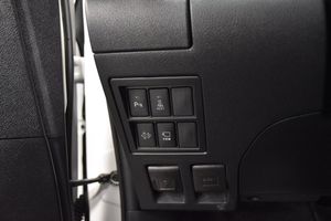 Toyota Hilux bild 16