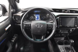Toyota Hilux bild 2