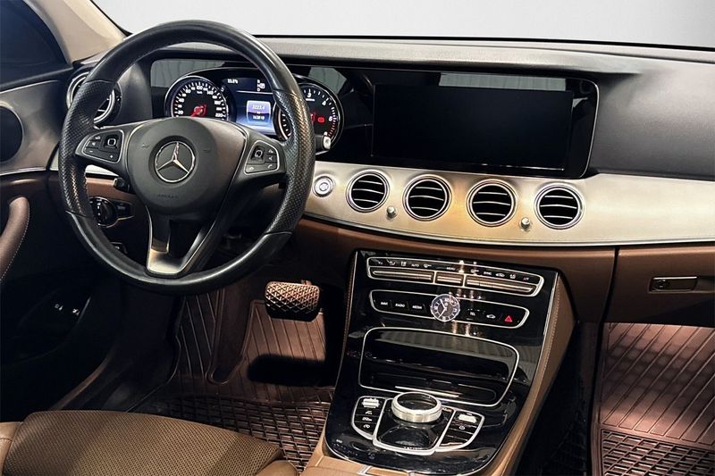 Mercedes E220 bild 14