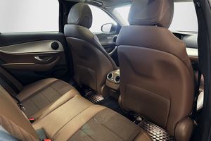Mercedes E220 bild 13