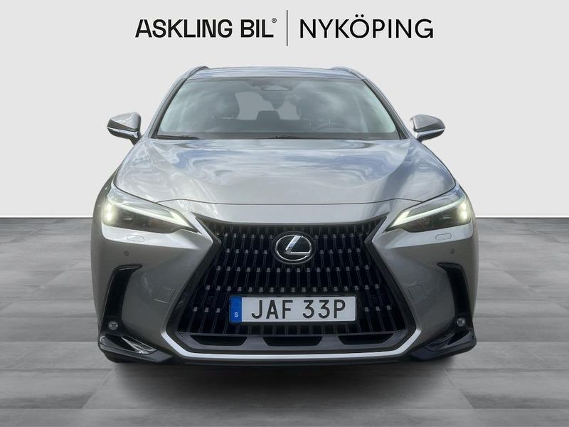 Lexus NX bild 5