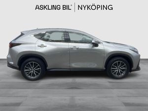 Lexus NX bild 11