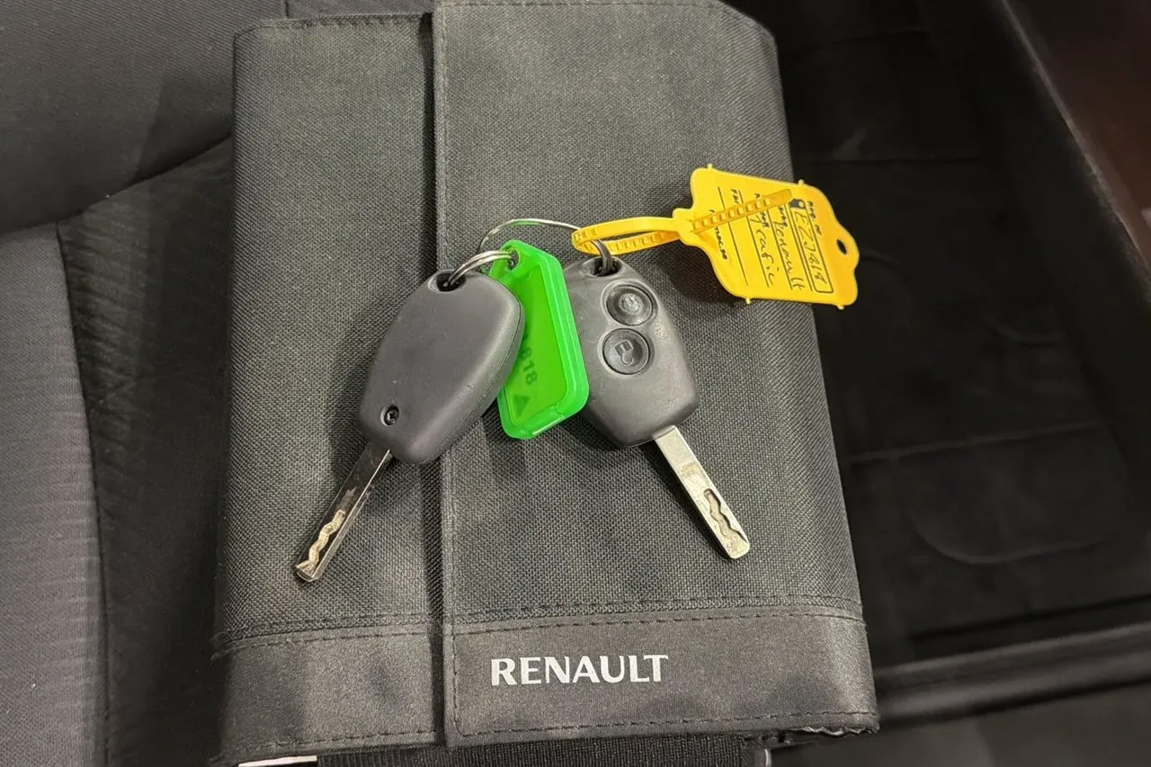 Vehicle image 20