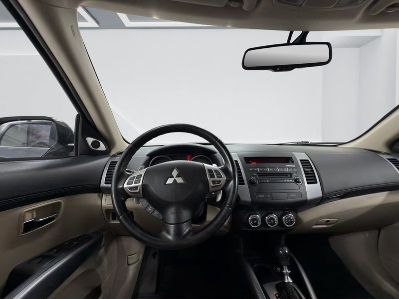 Mitsubishi Outlander bild 11