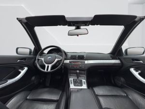 BMW 330 bild 10