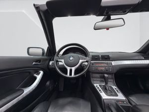 BMW 330 bild 11