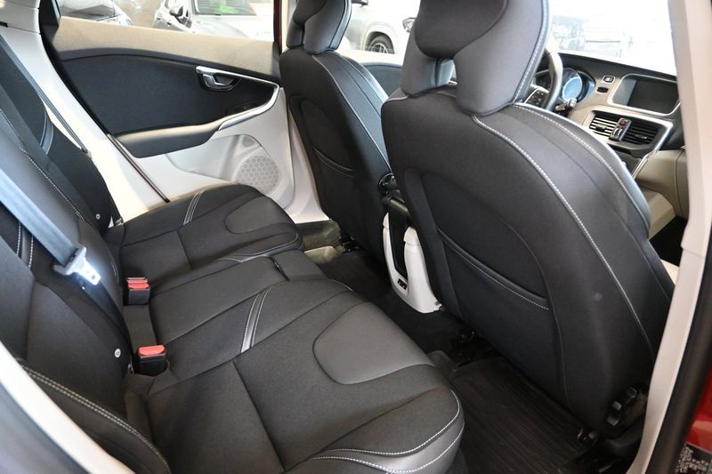 Volvo V40 bild 13