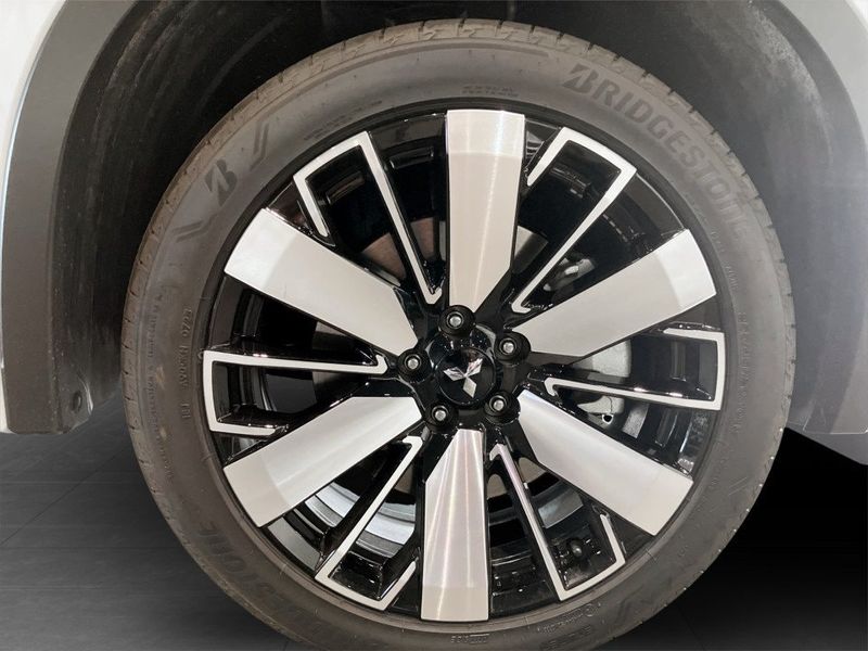 Mitsubishi Outlander bild 8
