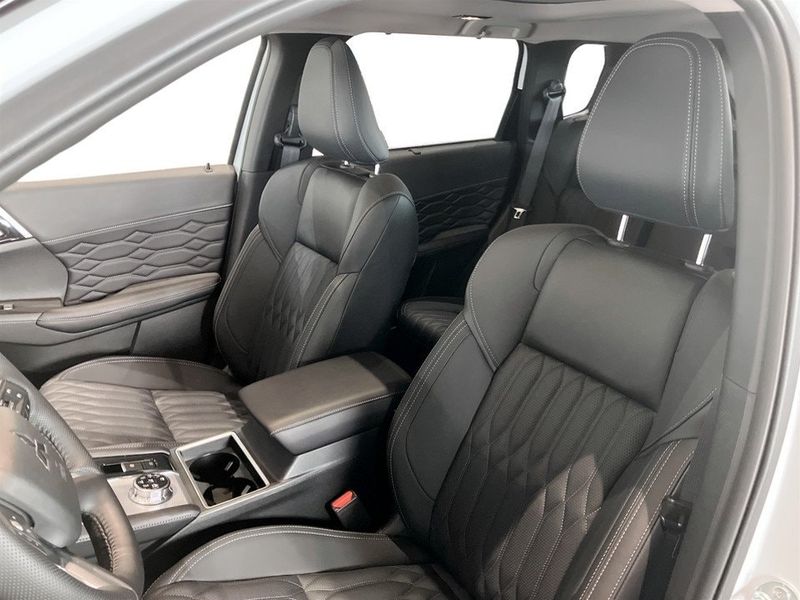 Mitsubishi Outlander bild 10
