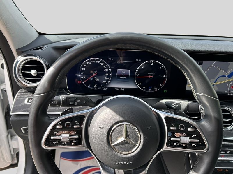 Mercedes E220 bild 4