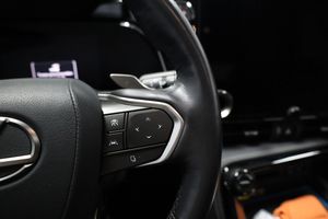 Lexus NX bild 19