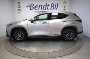 Lexus NX bild 6