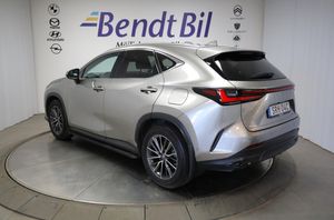 Lexus NX bild 7