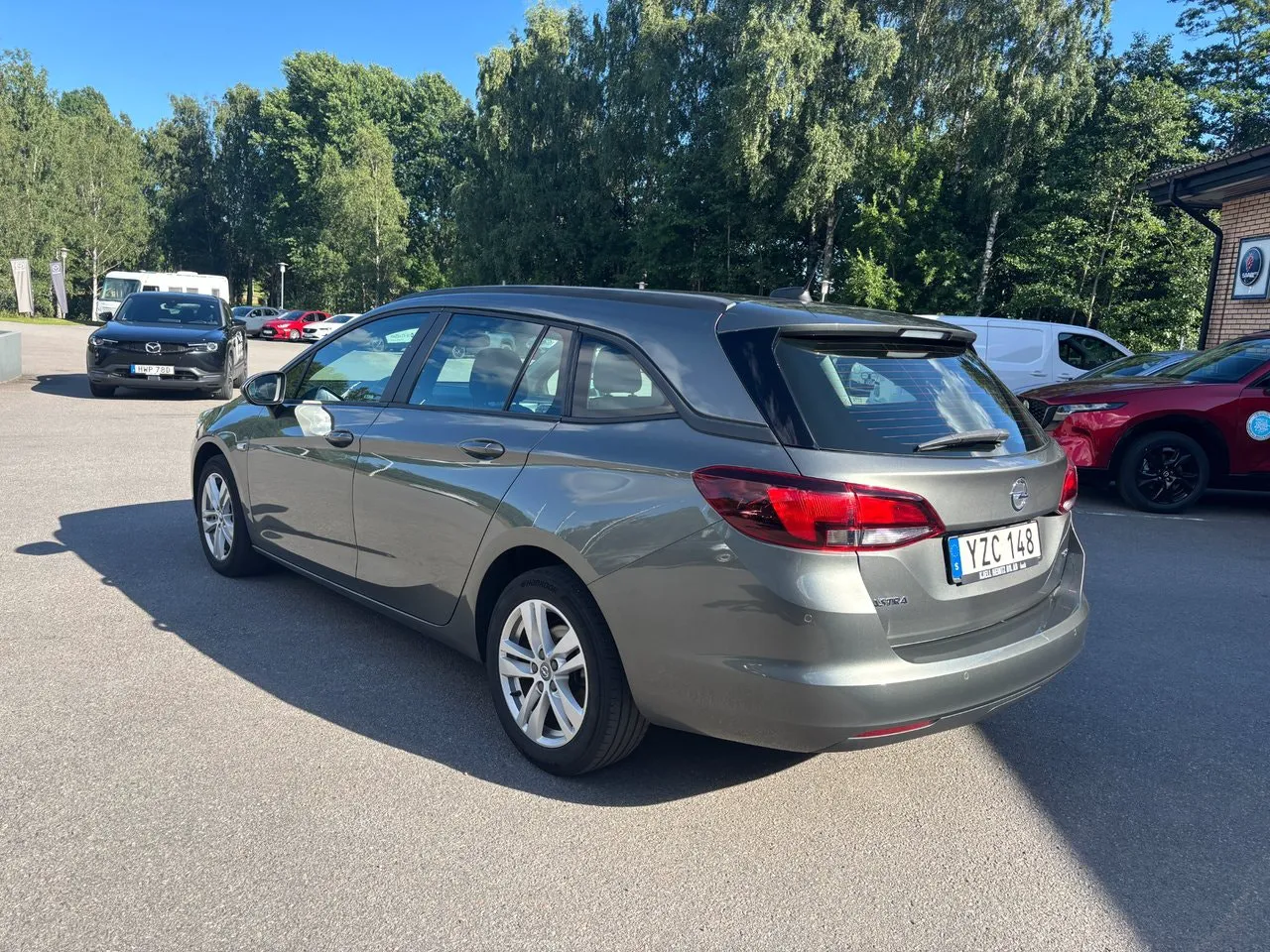 Vehicle image 2