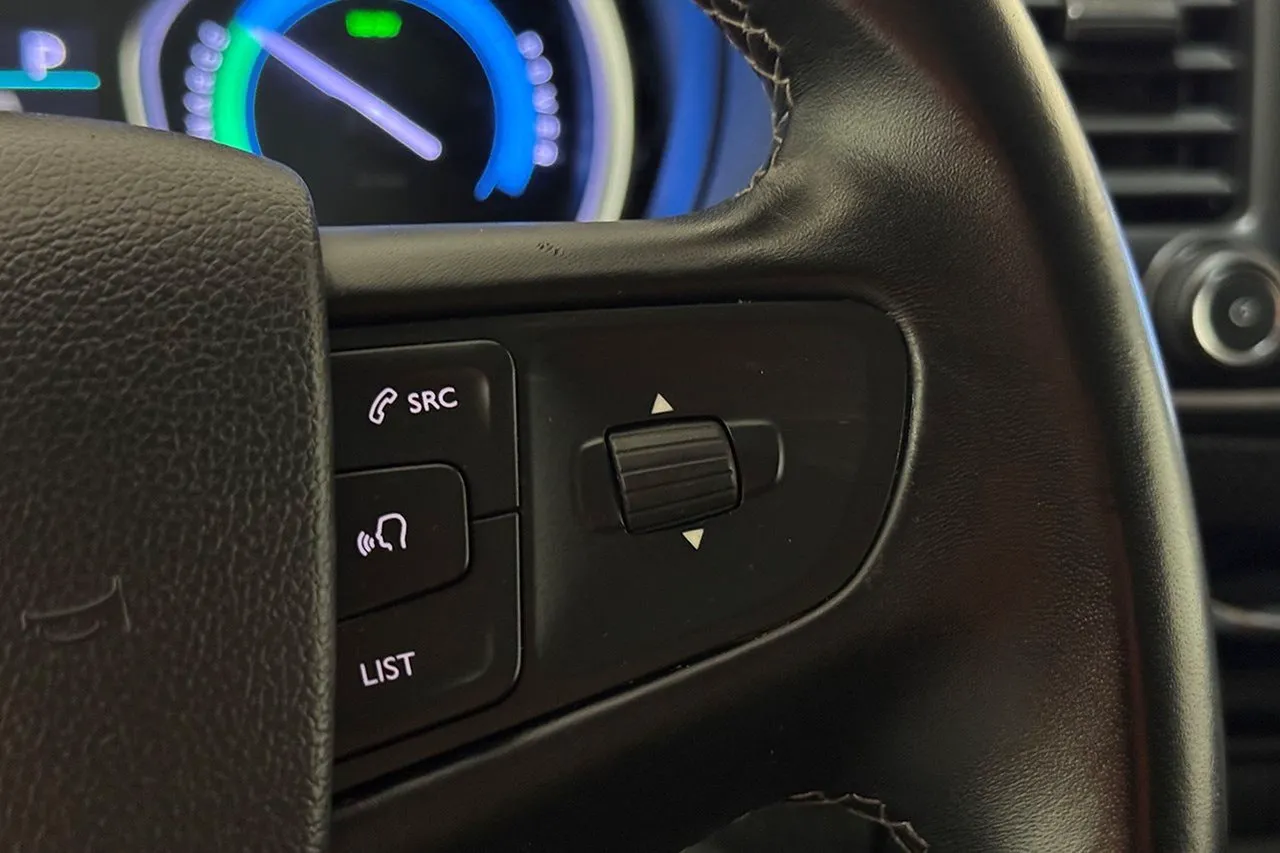 Vehicle image 20