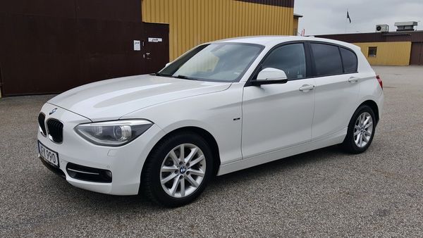 BMW 118 d 143hk Sport line F20 - 2014