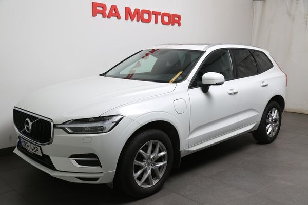 Volvo XC60 T8 Twin Engine AWD Momentum Edt Aut Pano Drag Leasbar - 2020