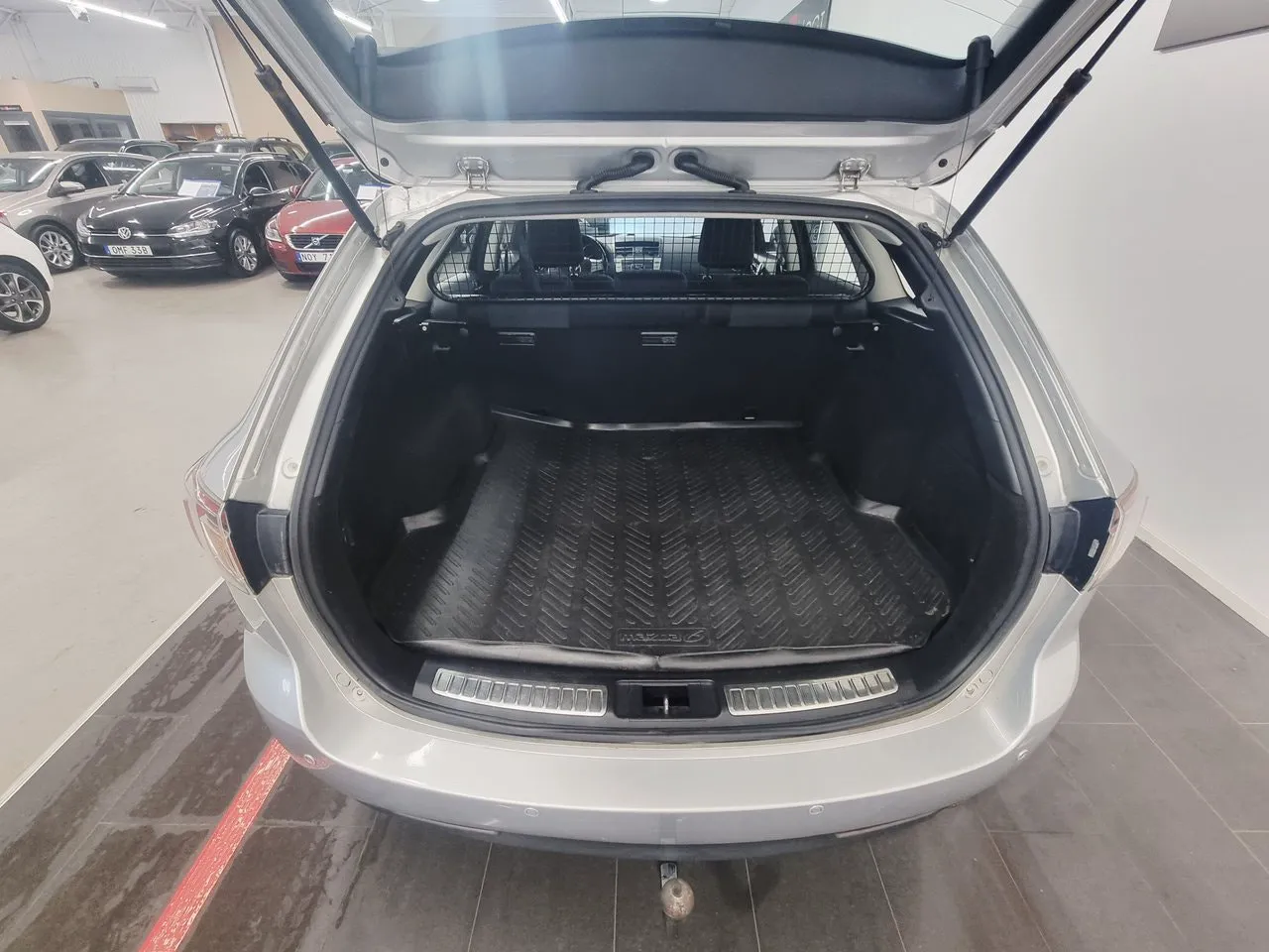Vehicle image 20