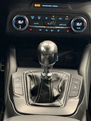 Ford Focus bild 12