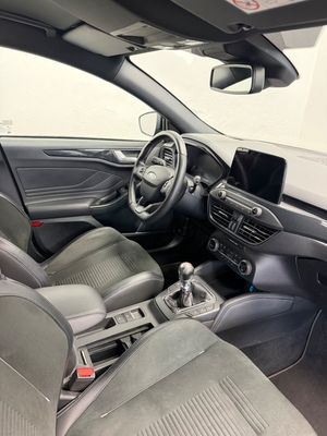 Ford Focus bild 10