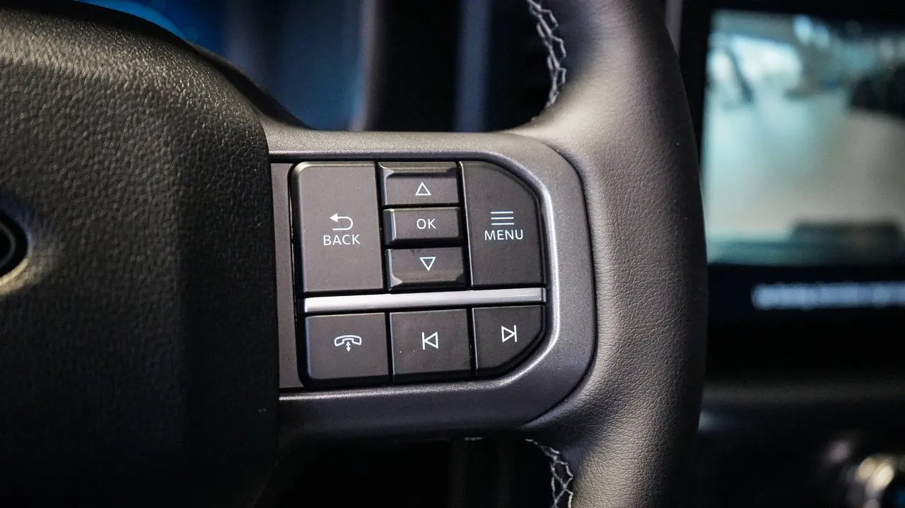 Vehicle image 34
