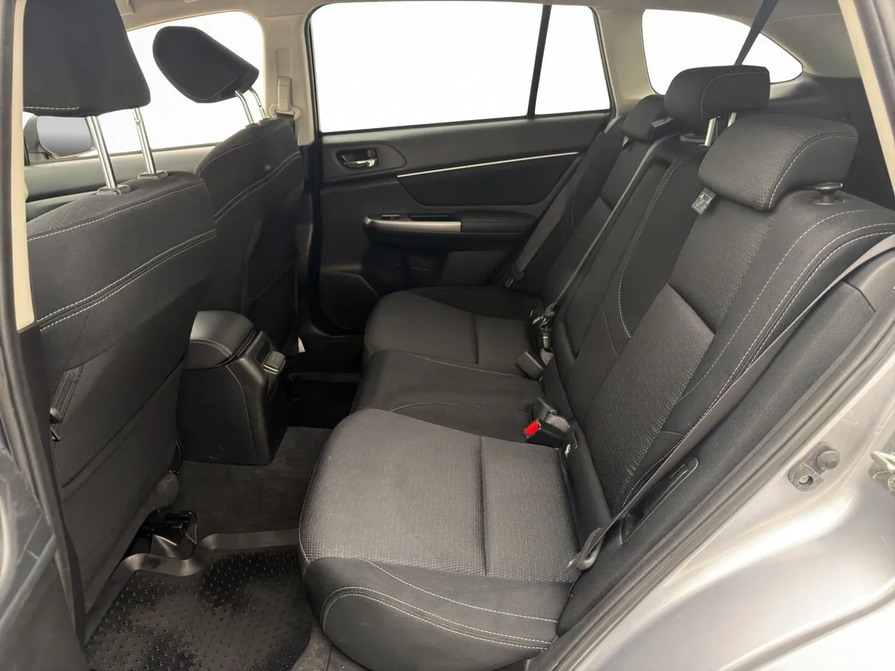Vehicle image 26