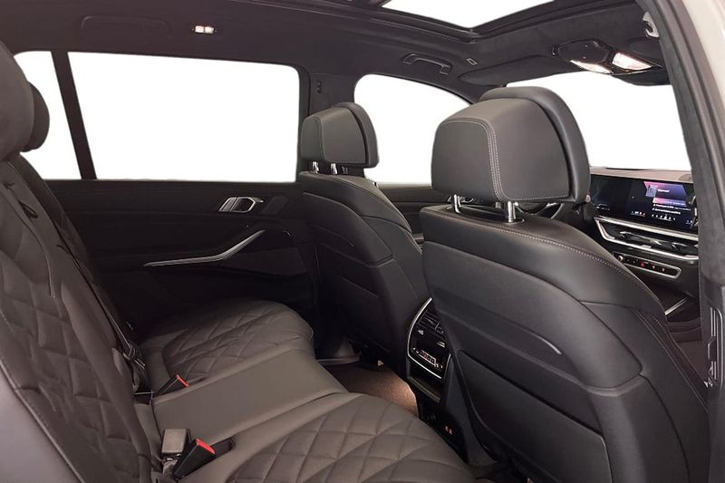 BMW X7 bild 7