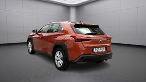 Lexus UX bild 3