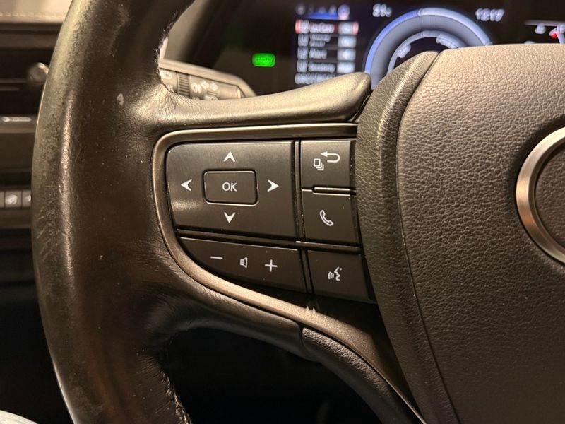 Lexus UX bild 18