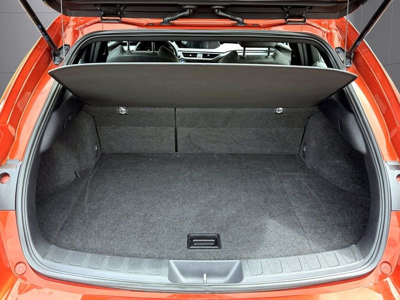 Lexus UX bild 21