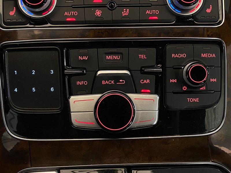 Audi A8 bild 21