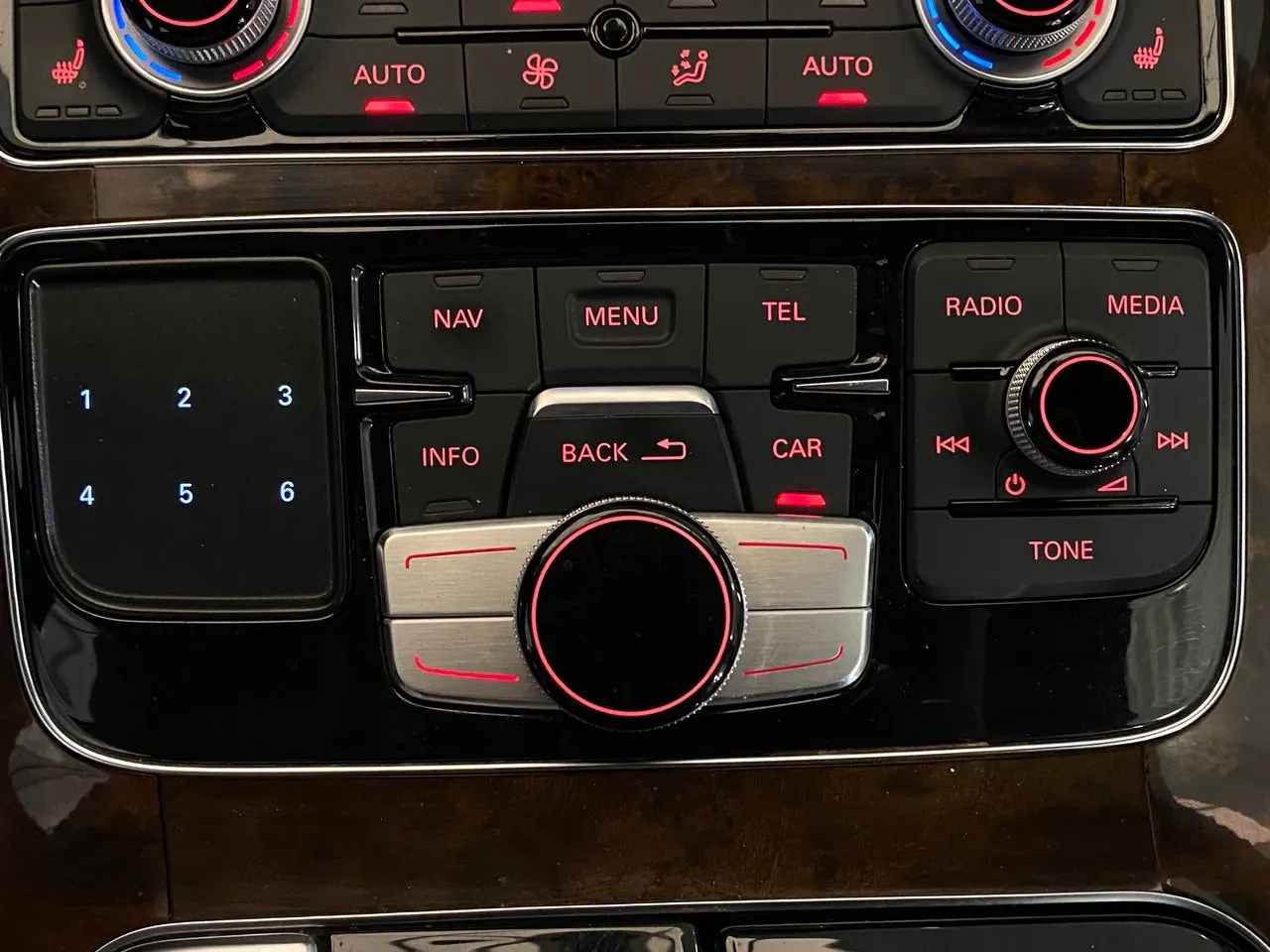 Vehicle image 20