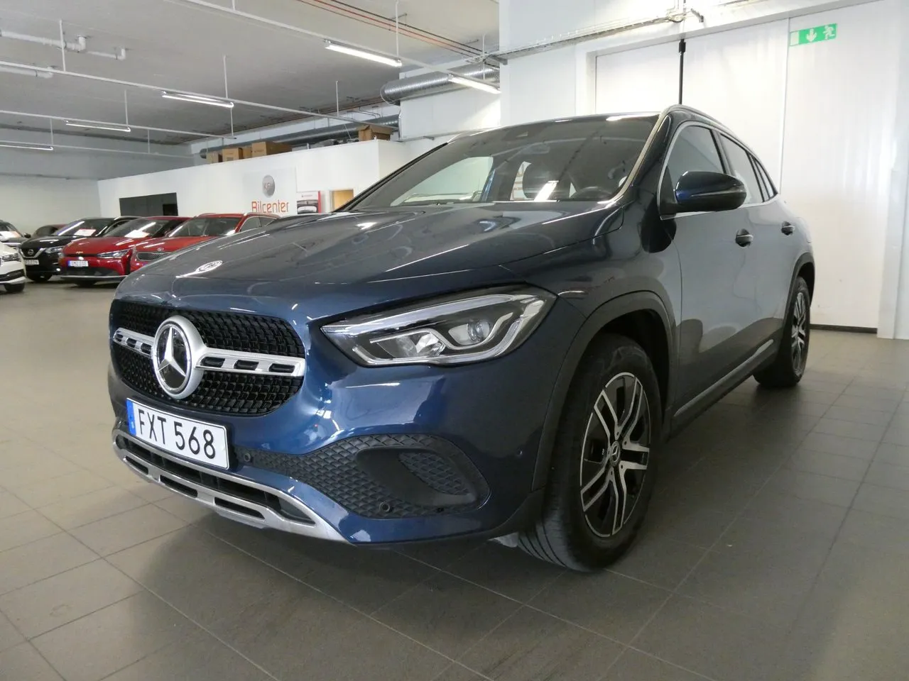 Vehicle image 11