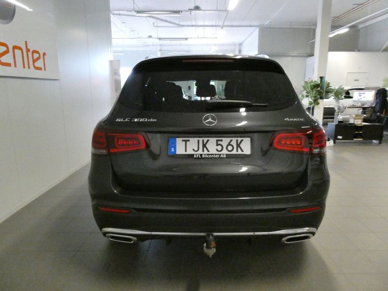 Mercedes GLC300 bild 7