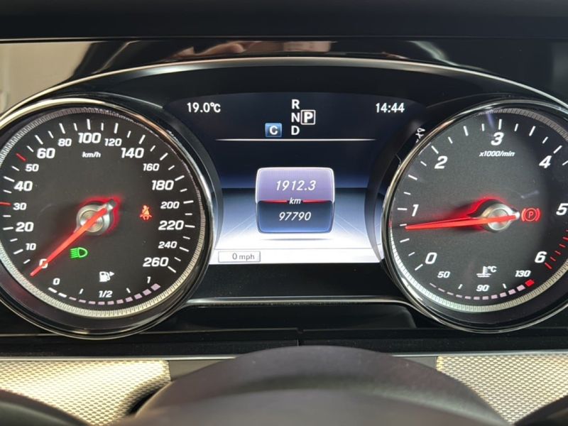 Mercedes E220 bild 10