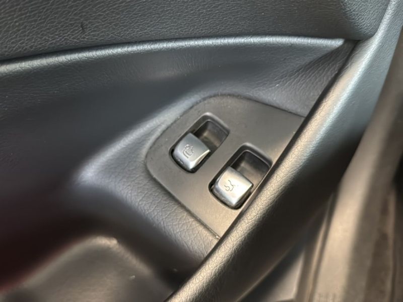 Mercedes E220 bild 16