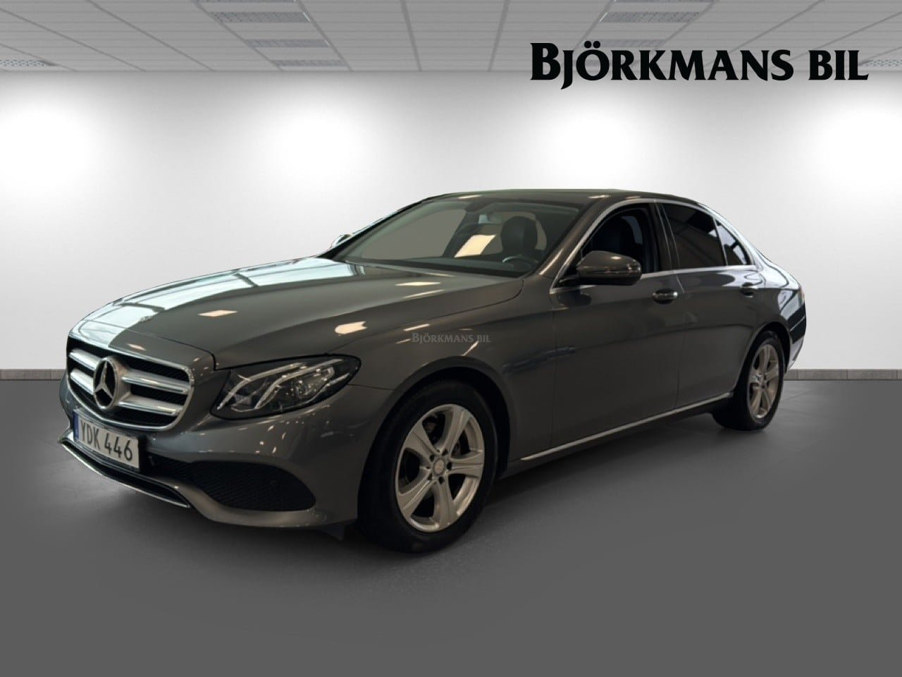 Mercedes E220