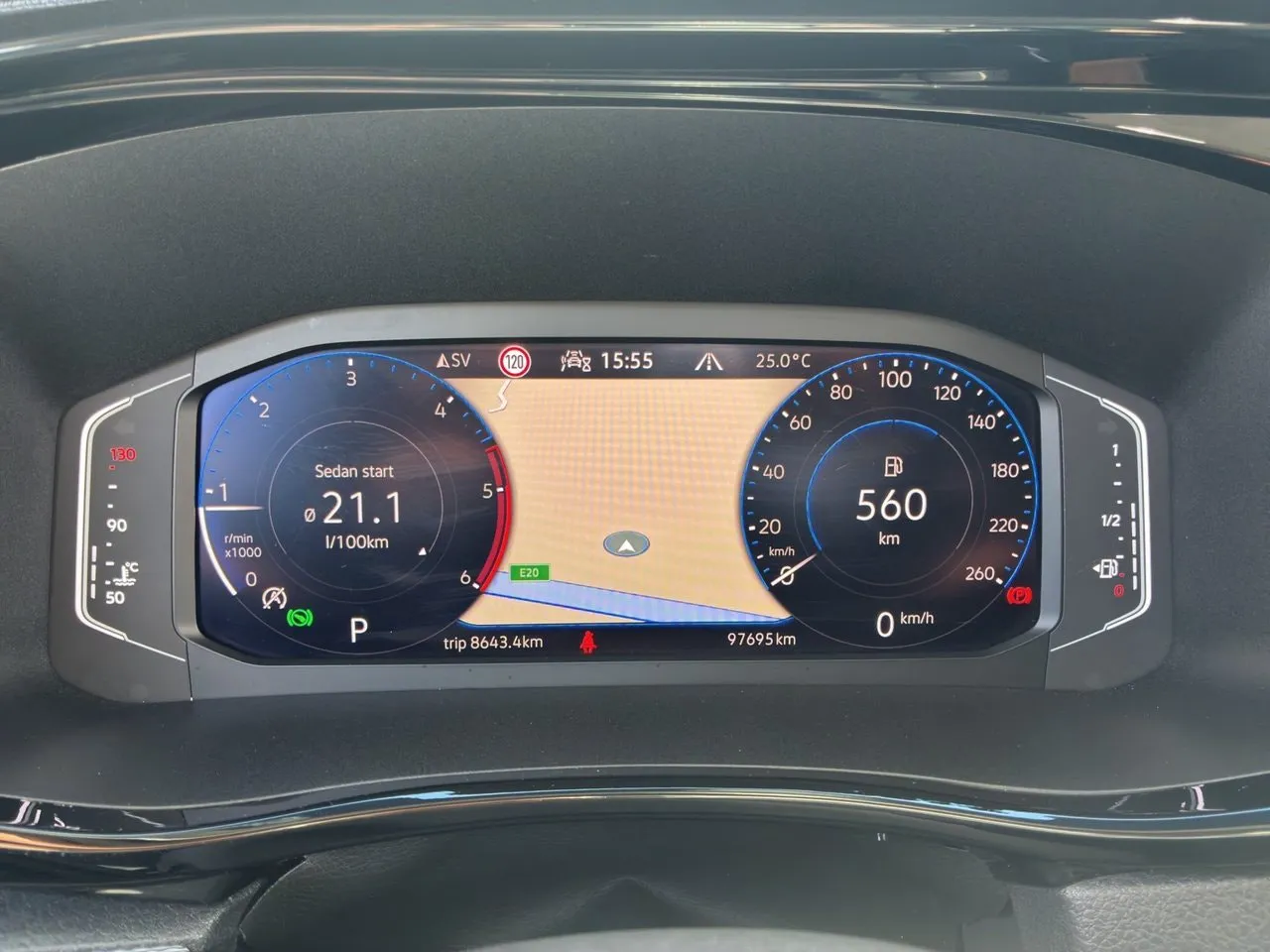 Vehicle image 21