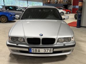 BMW 740 bild 2