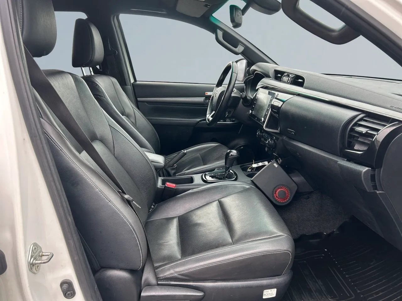 Vehicle image 9