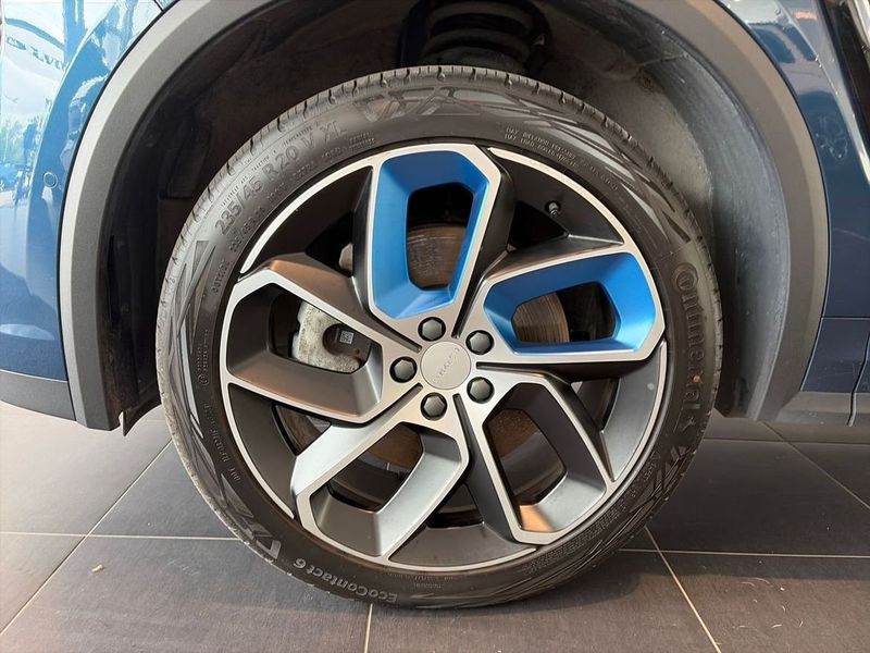 Lynk & Co 01 bild 21