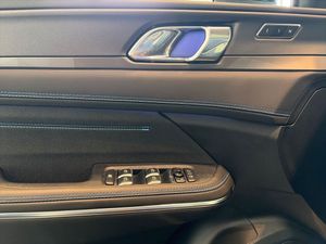Lynk & Co 01 bild 14