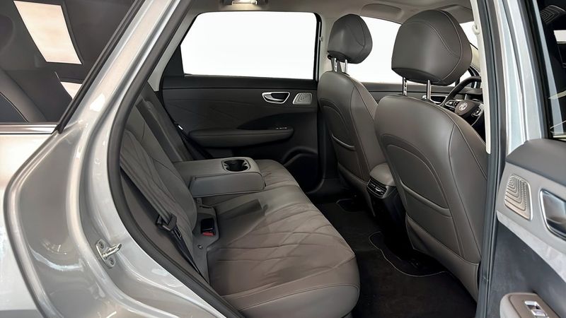MG S6 EV bild 5