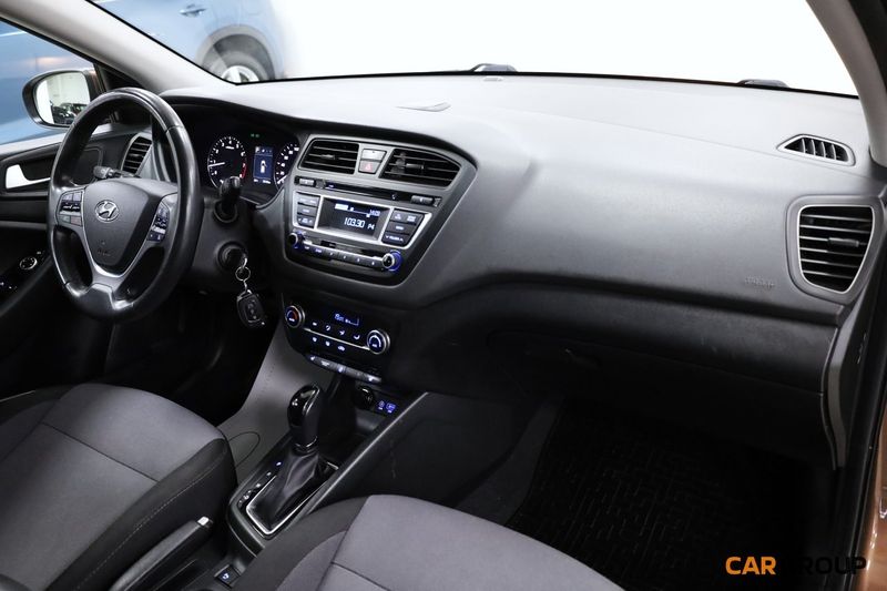 Hyundai i20 bild 12