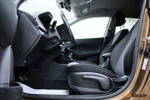 Hyundai i20 bild 13