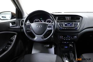 Hyundai i20 bild 10